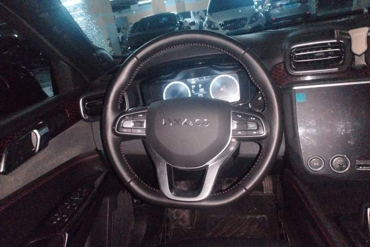 Used Lynk & Co 03 2018 1.5TD DCT JingPro Edition China V Standard Steering Wheel