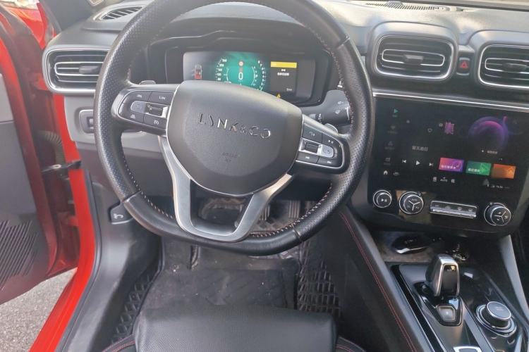 Used Lynk & Co 03 2018 1.5TD DCT JingPro Edition China V Standard Steering Wheel