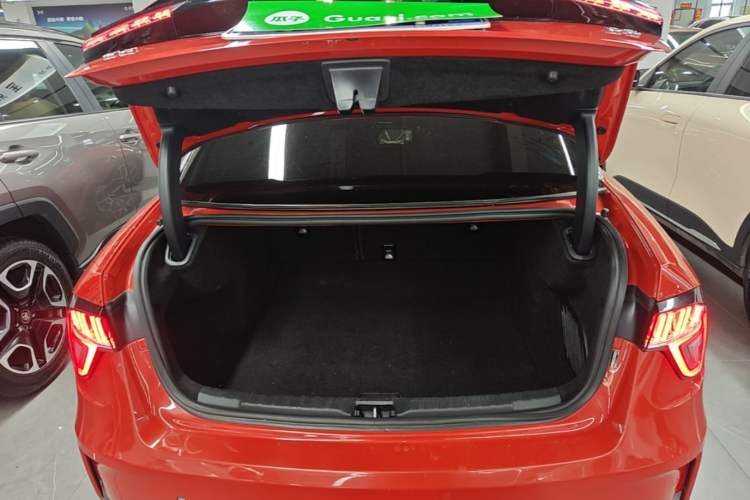 Used Lynk & Co 03 2018 1.5TD DCT JingPro Edition China V Standard Trunk