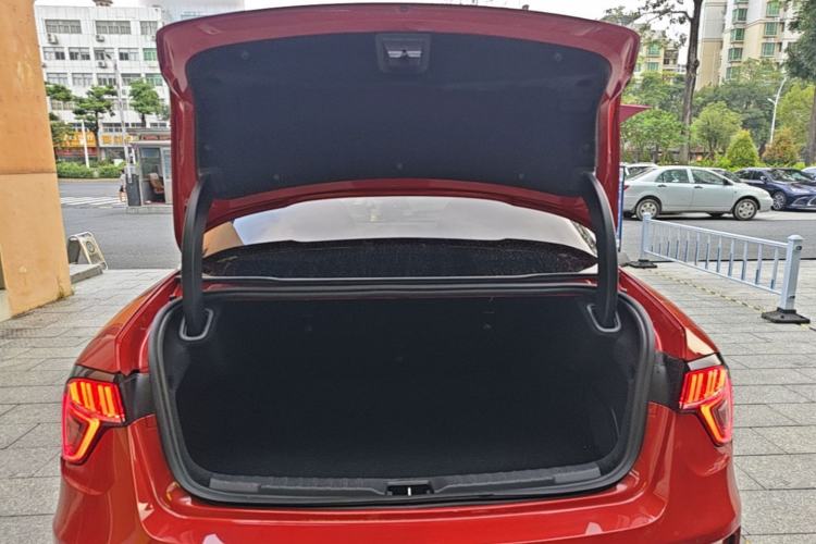 Used Lynk & Co 03 2018 1.5TD DCT JingPro Edition China V Standard Trunk