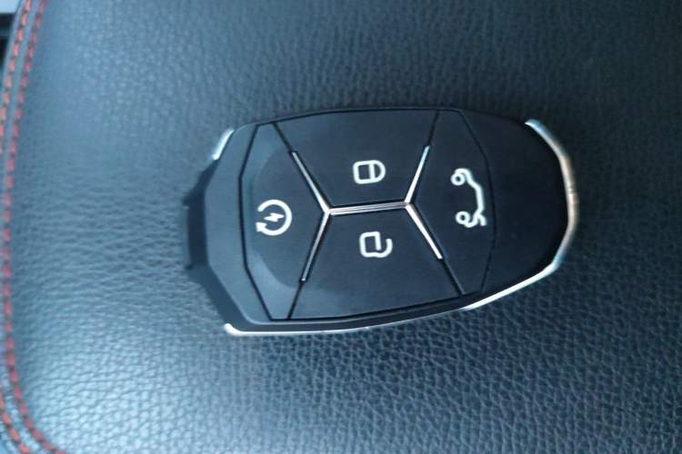 Used Lynk & Co 03 2018 1.5TD DCT Sport Edition China V Standard Vehicle Key