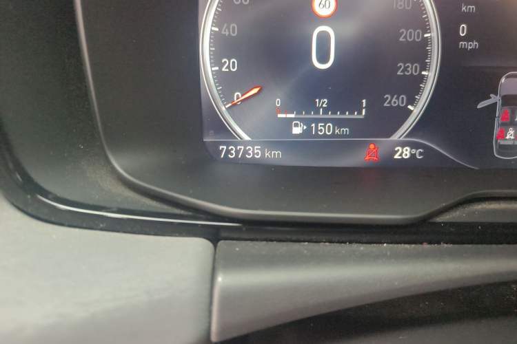 Used Lynk & Co 03 2018 1.5TD DCT Pro Version China V Standard Odometer Close Up
