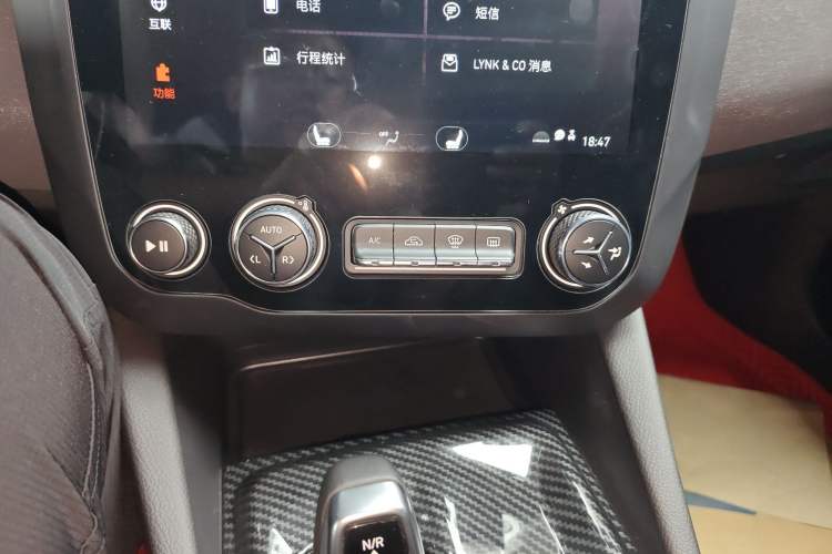 Used Lynk & Co 03 2018 1.5TD DCT Sport Edition China V Standard Audio And AC Panel