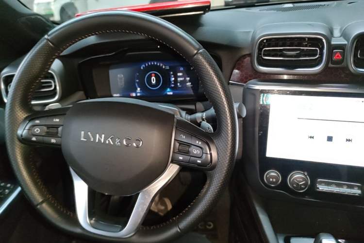 Used Lynk & Co 03 2018 1.5TD DCT Sport Edition China V Standard Center Console