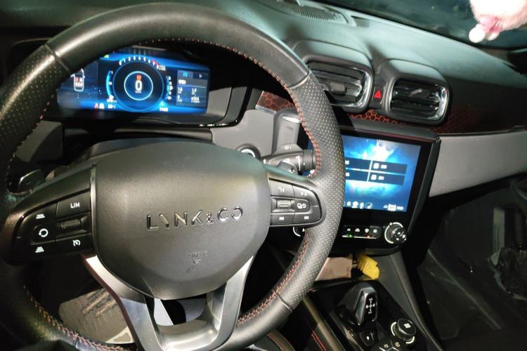 Used Lynk & Co 03 2018 1.5TD DCT Sport Edition China V Standard Center Console
