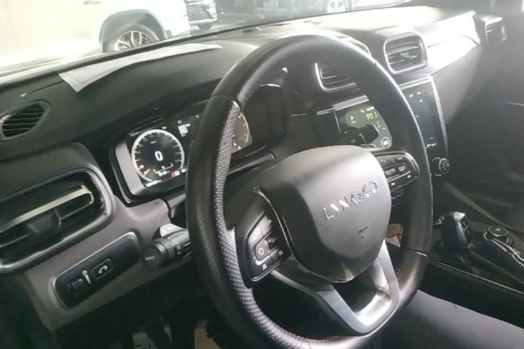Used Lynk & Co 03 2018 1.5TD DCT Sport Edition China V Standard Center Console