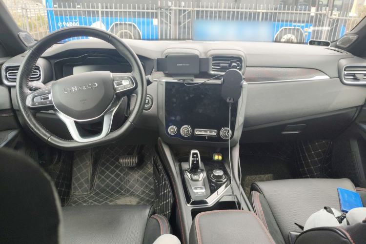 Used Lynk & Co 03 2018 1.5TD DCT JingPro Edition China V Standard Center Console