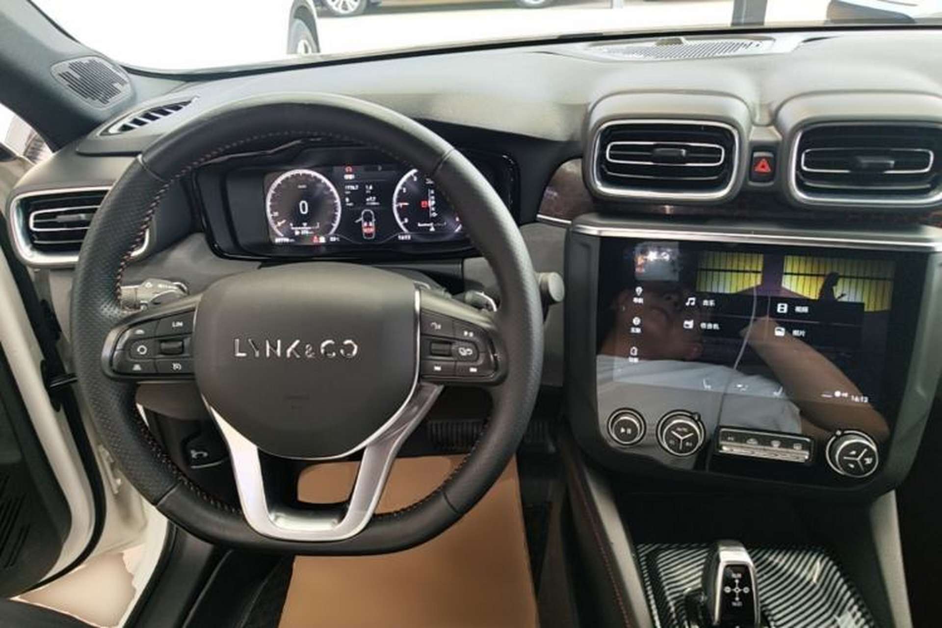 Used Lynk & Co 03 2018 1.5TD DCT Sport Edition China V Standard Center Console