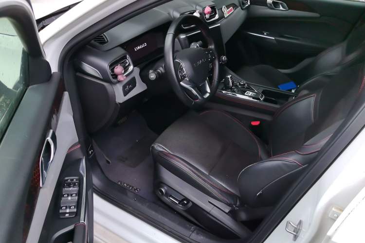 Used Lynk & Co 03 2018 1.5TD DCT JingPro Edition China V Standard Driver Seat