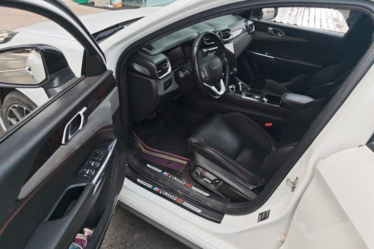 Used Lynk & Co 03 2018 1.5TD DCT JingPro Edition China V Standard Driver Seat