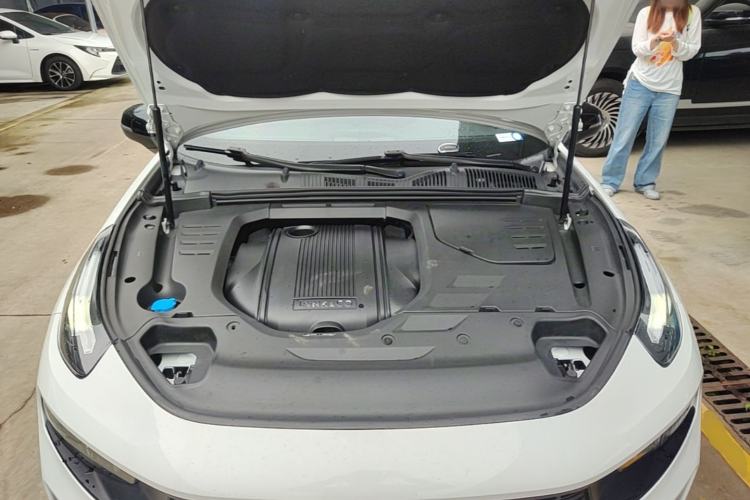 Used Lynk & Co 03 2018 1.5TD DCT JingPro Edition China V Standard Engine Bay