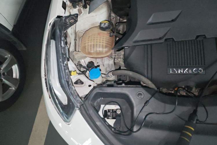 Used Lynk & Co 03 2018 1.5TD DCT JingPro Edition China V Standard Engine Bay Right