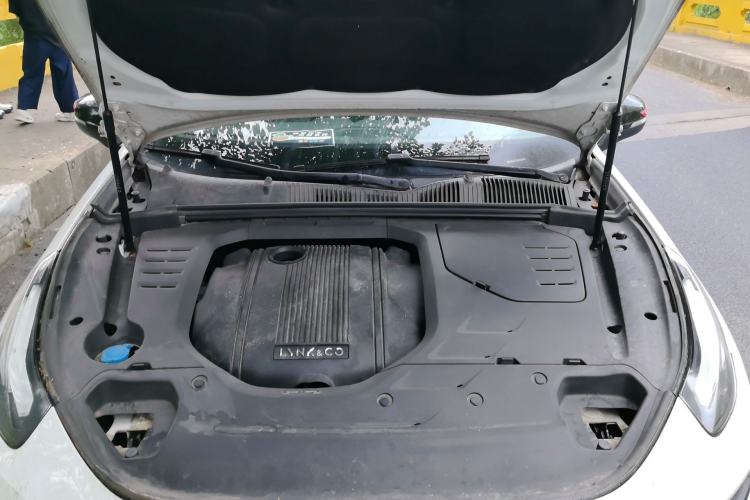 Used Lynk & Co 03 2018 1.5TD DCT JingPro Edition China V Standard Engine Bay