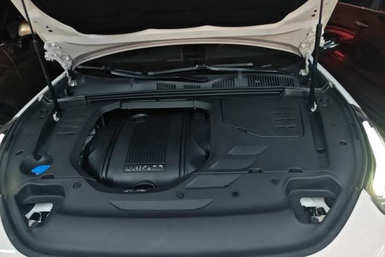 Used Lynk & Co 03 2018 1.5TD DCT Sport Edition China V Standard Engine Bay