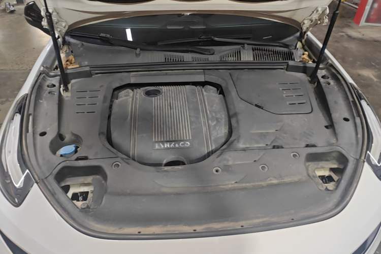 Used Lynk & Co 03 2018 1.5TD DCT JingPro Edition China V Standard Engine Bay