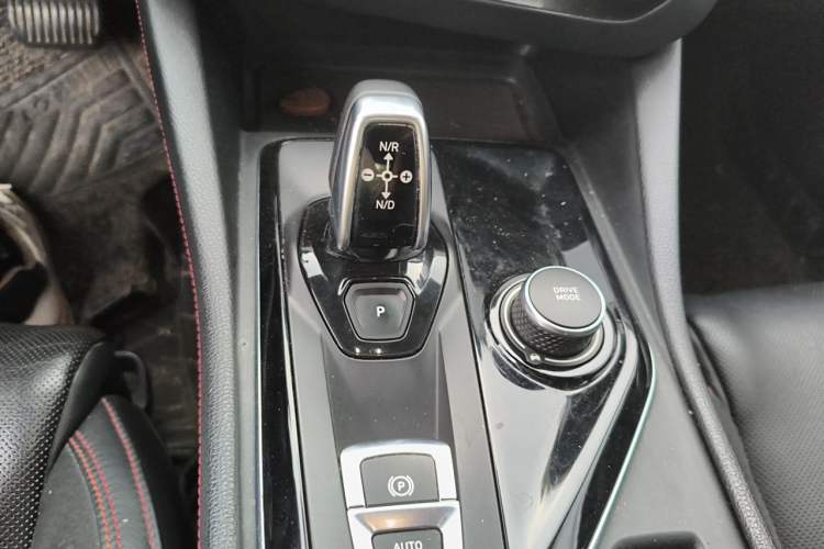 Used Lynk & Co 03 2018 1.5TD DCT Sport Edition China V Standard Gear Lever