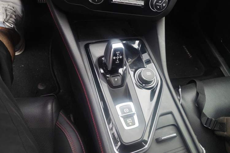 Used Lynk & Co 03 2018 1.5TD DCT Sport Edition China V Standard Gear Lever