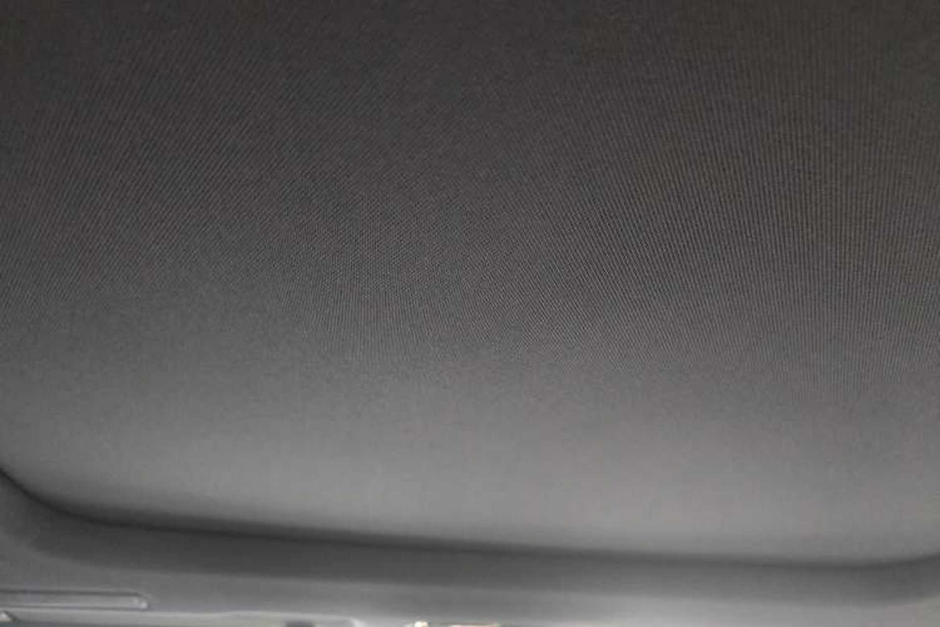 Used Lynk & Co 03 2018 1.5TD DCT JingPro Edition China V Standard Headliner