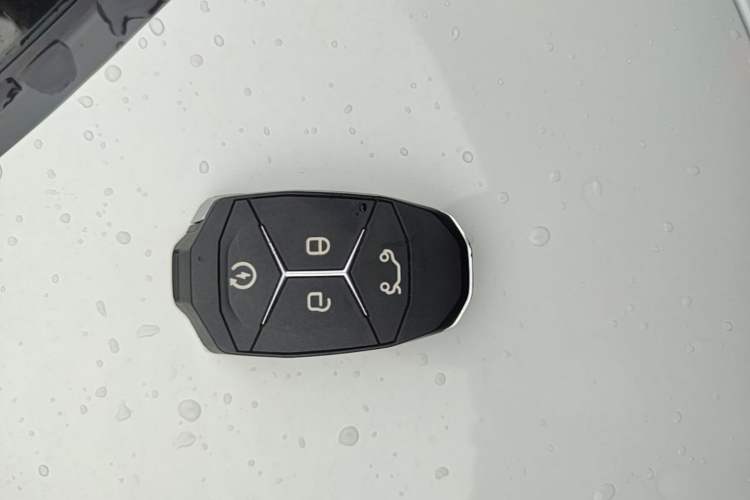 Used Lynk & Co 03 2018 1.5TD DCT JingPro Edition China V Standard Interior 1