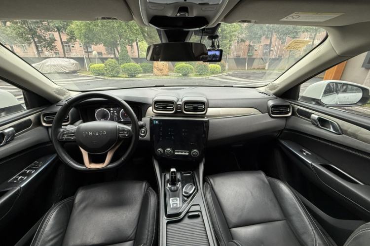 Used Lynk & Co 03 2018 1.5TD DCT Version China V Standard Interior 2