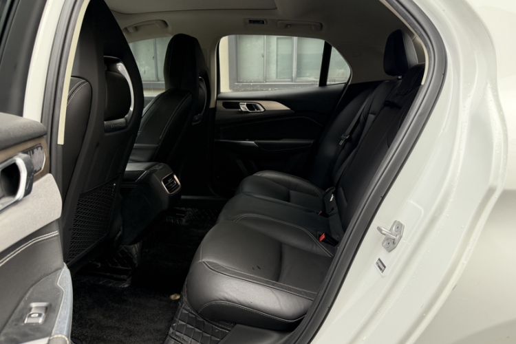 Used Lynk & Co 03 2018 1.5TD DCT Version China V Standard Interior 3