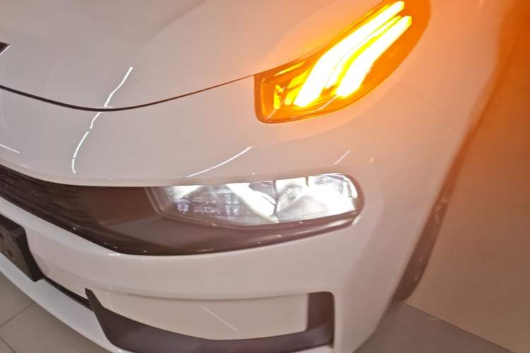 Used Lynk & Co 03 2018 1.5TD DCT Sport Edition China V Standard Left Front Headlight
