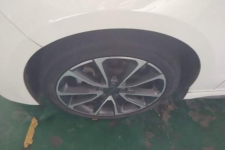 Used Lynk & Co 03 2018 1.5TD DCT Sport Edition China V Standard Left Front Wheel Hub