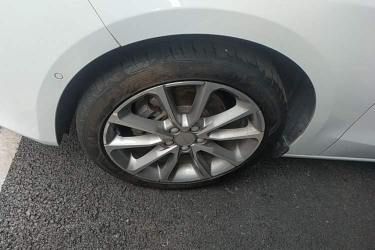 Used Lynk & Co 03 2018 1.5TD DCT Pro Version China V Standard Left Front Wheel Hub