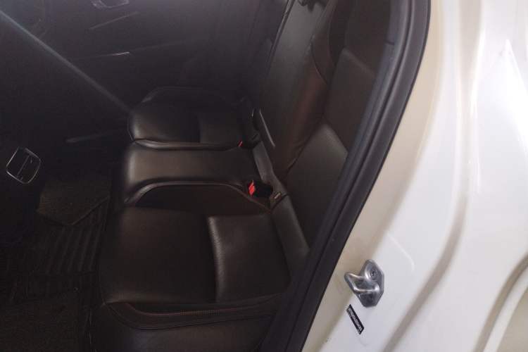 Used Lynk & Co 03 2018 1.5TD DCT JingPro Edition China V Standard Left Rear Seat