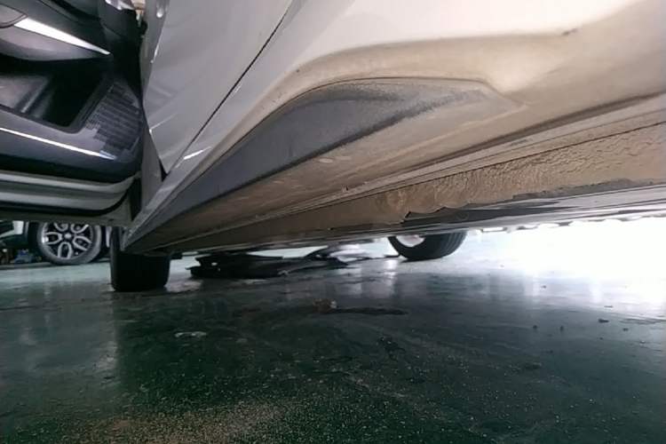 Used Lynk & Co 03 2018 1.5TD DCT Sport Edition China V Standard Left Side Sill