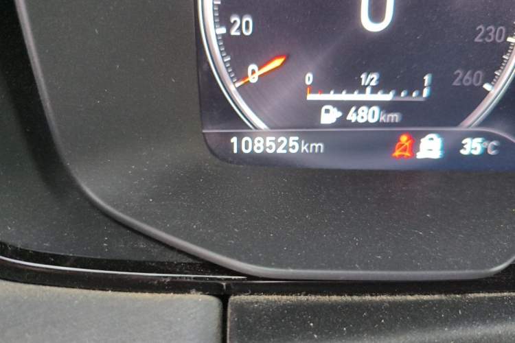 Used Lynk & Co 03 2018 1.5TD DCT Sport Edition China V Standard Odometer Close Up