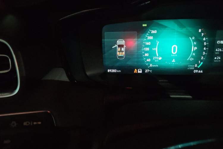 Used Lynk & Co 03 2018 1.5TD DCT JingPro Edition China V Standard Odometer Close Up