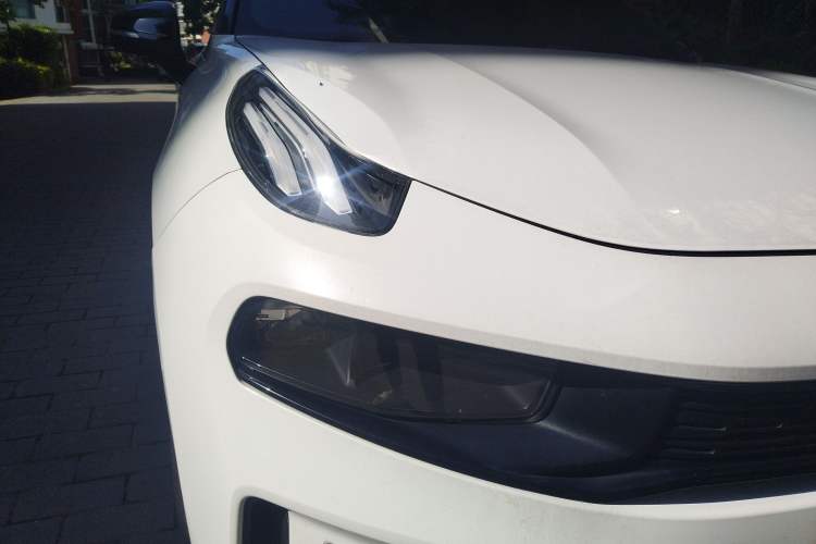 Used Lynk & Co 03 2018 1.5TD DCT JingPro Edition China V Standard Right Front Headlight