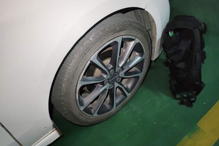 Used Lynk & Co 03 2018 1.5TD DCT Sport Edition China V Standard Right Front Wheel Hub