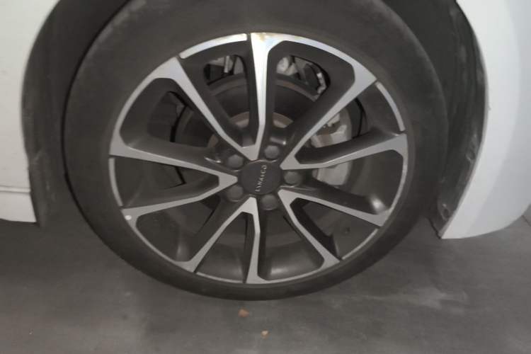 Used Lynk & Co 03 2018 1.5TD DCT Sport Edition China V Standard Right Front Wheel Hub