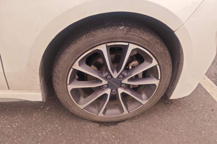 Used Lynk & Co 03 2018 1.5TD DCT Sport Edition China V Standard Right Front Wheel Hub