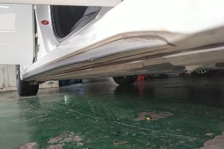 Used Lynk & Co 03 2018 1.5TD DCT Sport Edition China V Standard Right Side Sill
