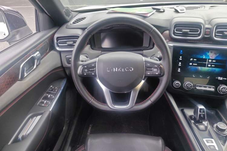 Used Lynk & Co 03 2018 1.5TD DCT Sport Edition China V Standard Steering Wheel
