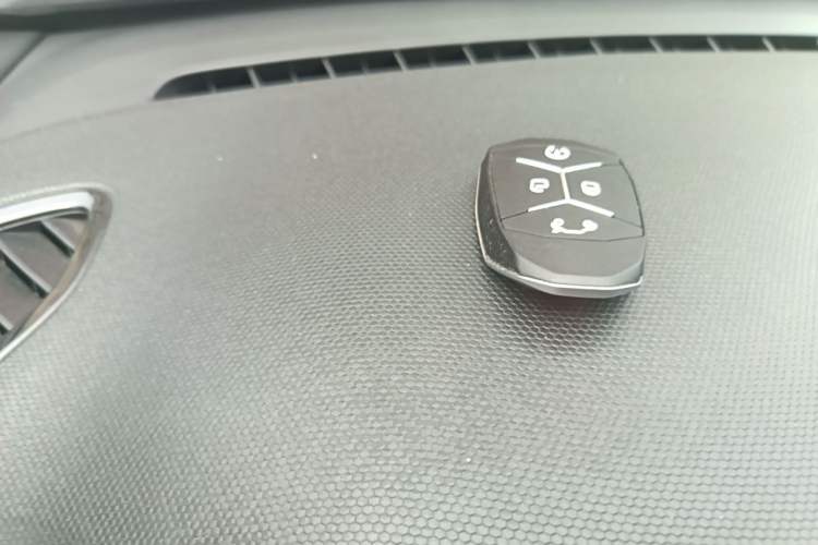 Used Lynk & Co 03 2018 1.5TD DCT JingPro Edition China V Standard Vehicle Key