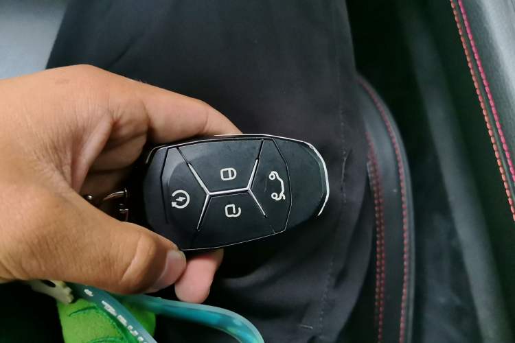 Used Lynk & Co 03 2018 1.5TD DCT JingPro Edition China V Standard Vehicle Key