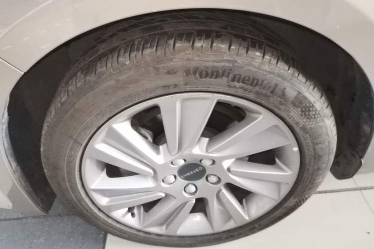Used Lynk & Co 03 2018 1.5TD DCT Version China V Standard Left Front Wheel Hub