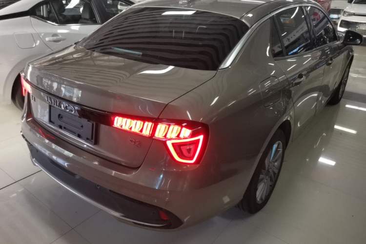 Used Lynk & Co 03 2018 1.5TD DCT Version China V Standard Rear Right 45 Deg