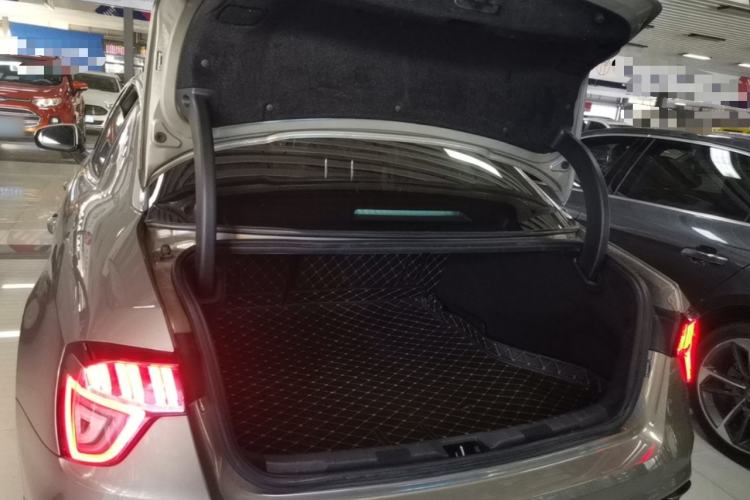 Used Lynk & Co 03 2018 1.5TD DCT Version China V Standard Trunk