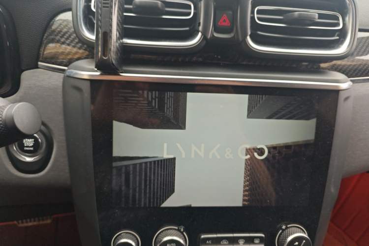 Used Lynk & Co 03 2019 2.0TD Automatic Trend Edition Audio And AC Panel