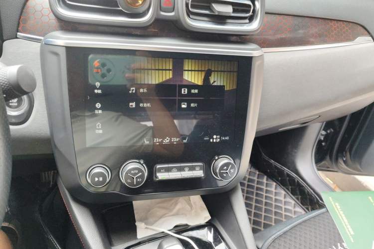 Used Lynk & Co 03 2019 2.0TD Automatic Trend Edition Audio And AC Panel