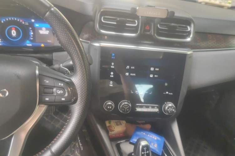 Used Lynk & Co 03 2019 1.5TD DCT Sport Edition China VI Standard Audio And AC Panel