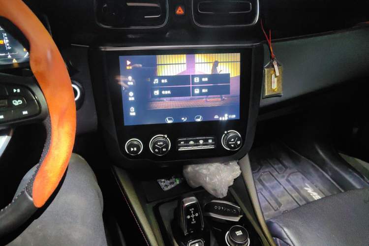 Used Lynk & Co 03 2019 1.5TD DCT Sport Edition China VI Standard Audio And AC Panel