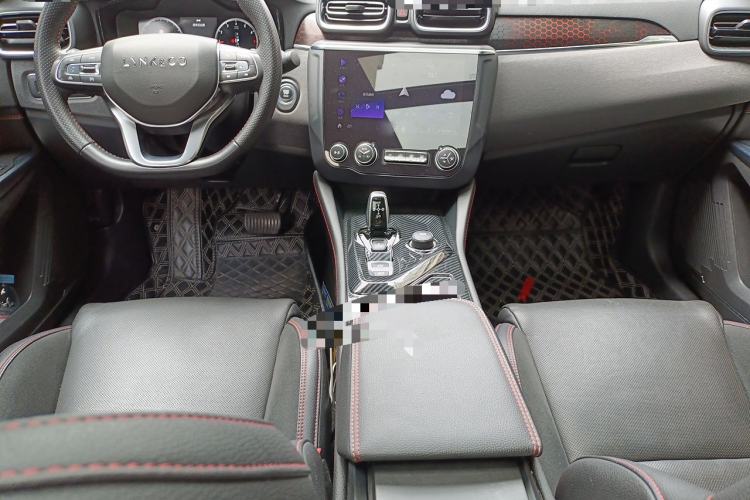 Used Lynk & Co 03 2019 1.5TD DCT JingPro Edition China VI Standard Center Console