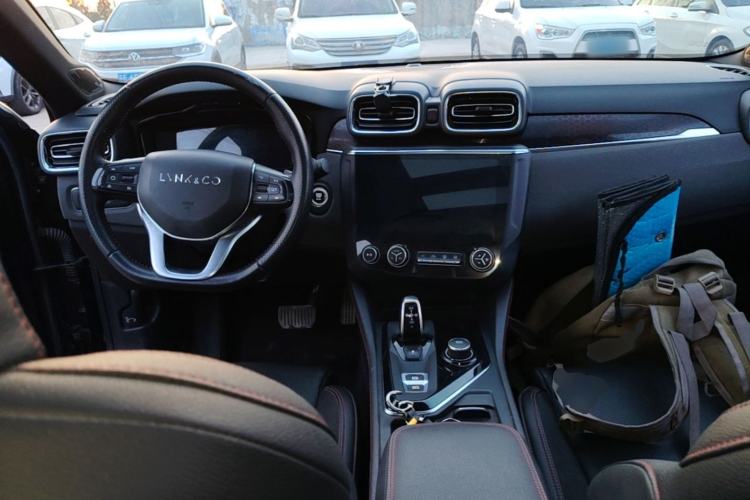 Used Lynk & Co 03 2019 1.5TD DCT Sport Edition China VI Standard Center Console