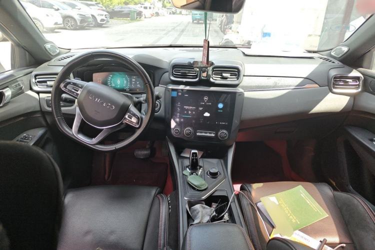 Used Lynk & Co 03 2019 2.0TD Automatic Jing Pro Edition Center Console